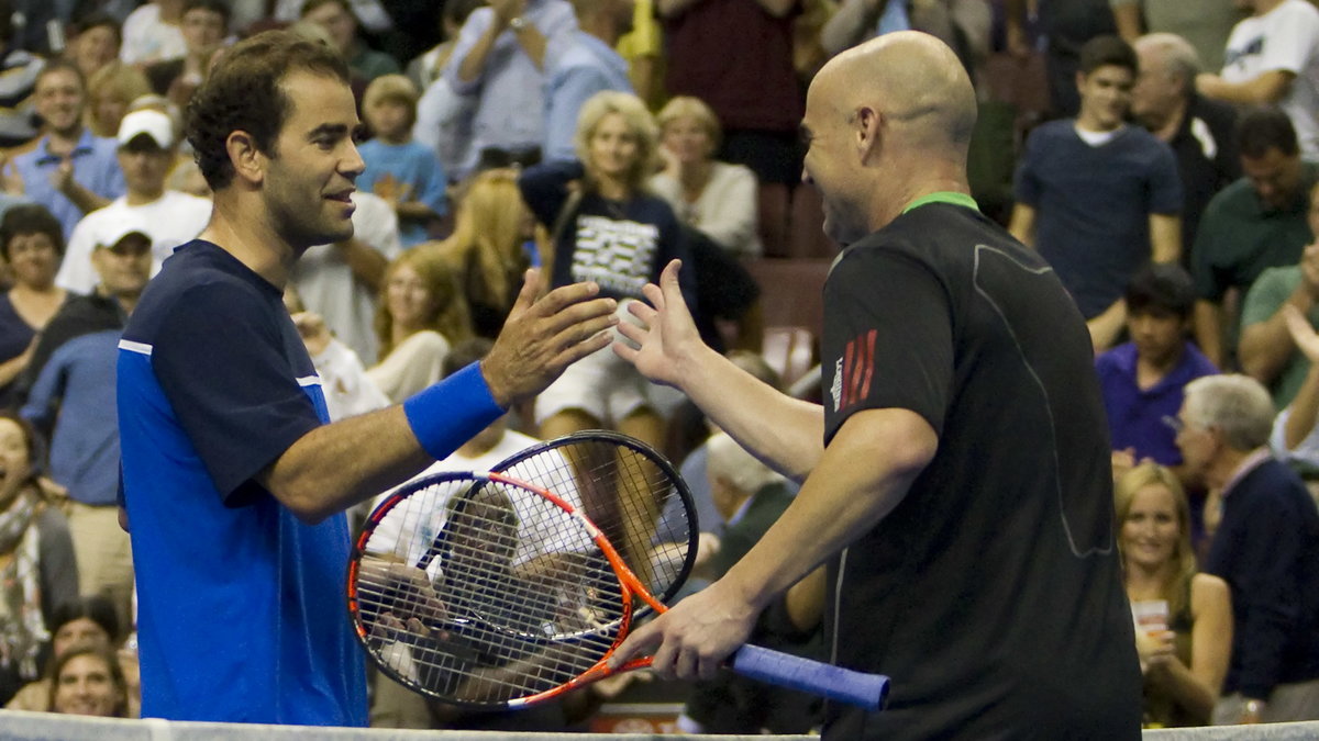 Pete Sampras i Andre Agassi byli ikonami tenisa lat 90'.