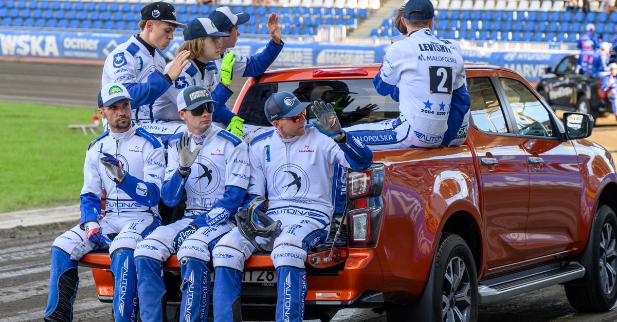 Unia wydała oświadczenie w sprawie braku licencji. Tylko kilka braków formalnych?!