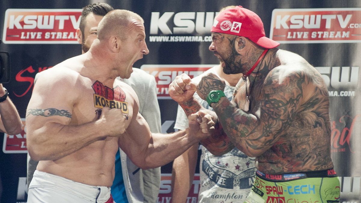 Mariusz Pudzianowski (po lewej) i Marcin Różalski w 2016 r.