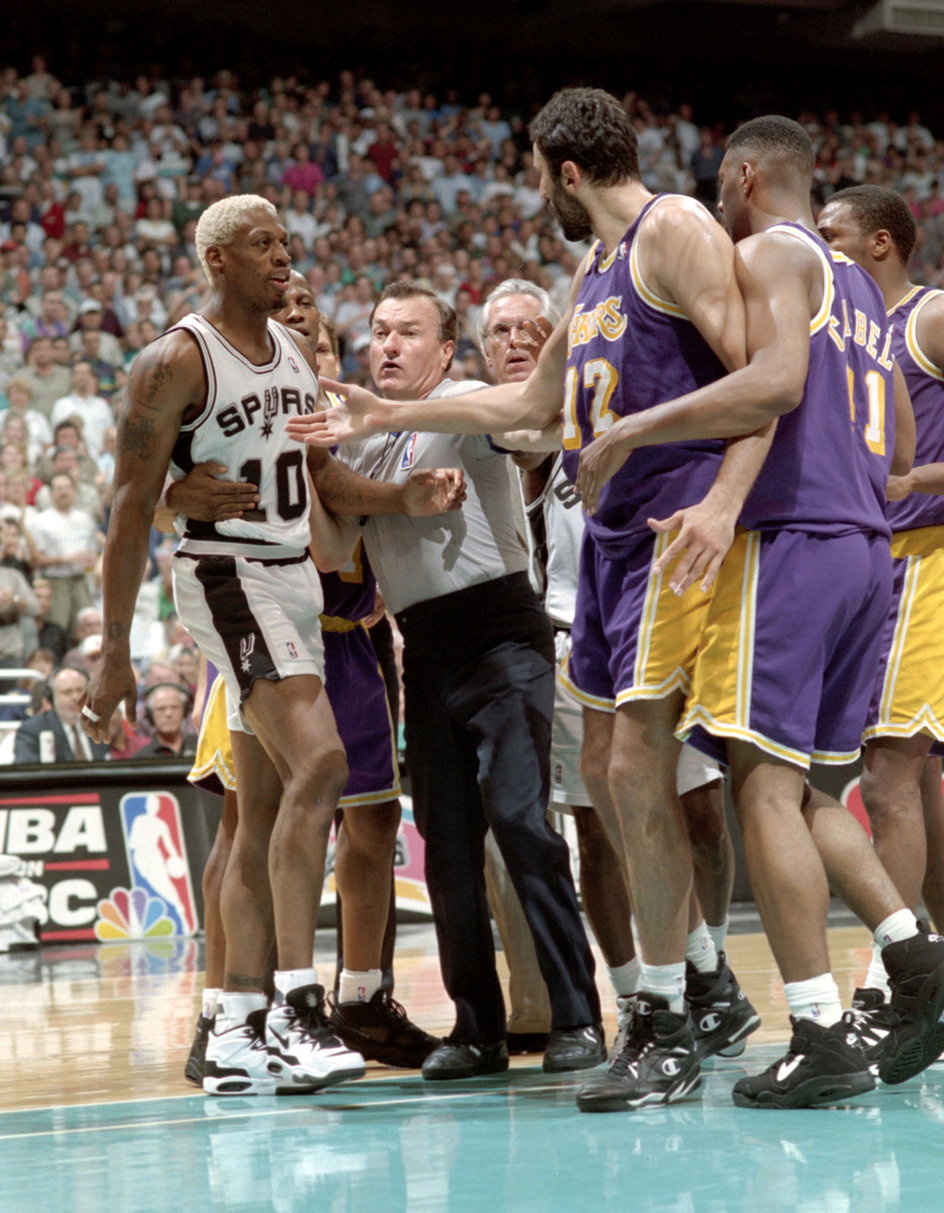 Dennis Rodman w starciu słownym z Lakersami