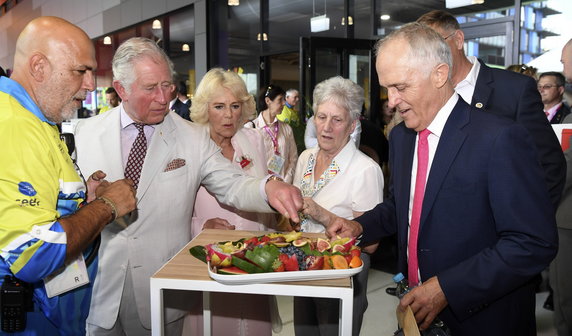 epa06646413 - AUSTRALIA BRITAIN ROYAL TOUR AUSTRALIA (Prince Charles, Prince of Wales and Camilla, Duchess of Cornwall at Gold Coast Commonwealth Games)