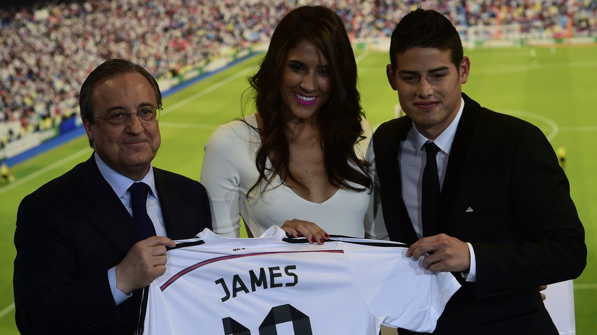 Od prawej: James Rodriguez, Daniela Ospina i Florentino Perez