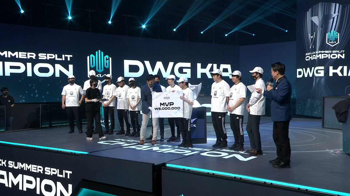 Damwon KIA po wygraniu LCK summer 2021