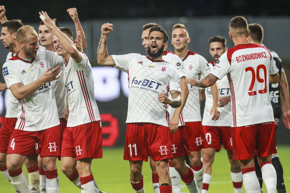 Drużyna ŁKS w Ekstraklasie 2019/20 podczas meczu z Lechem Poznań (1:2)