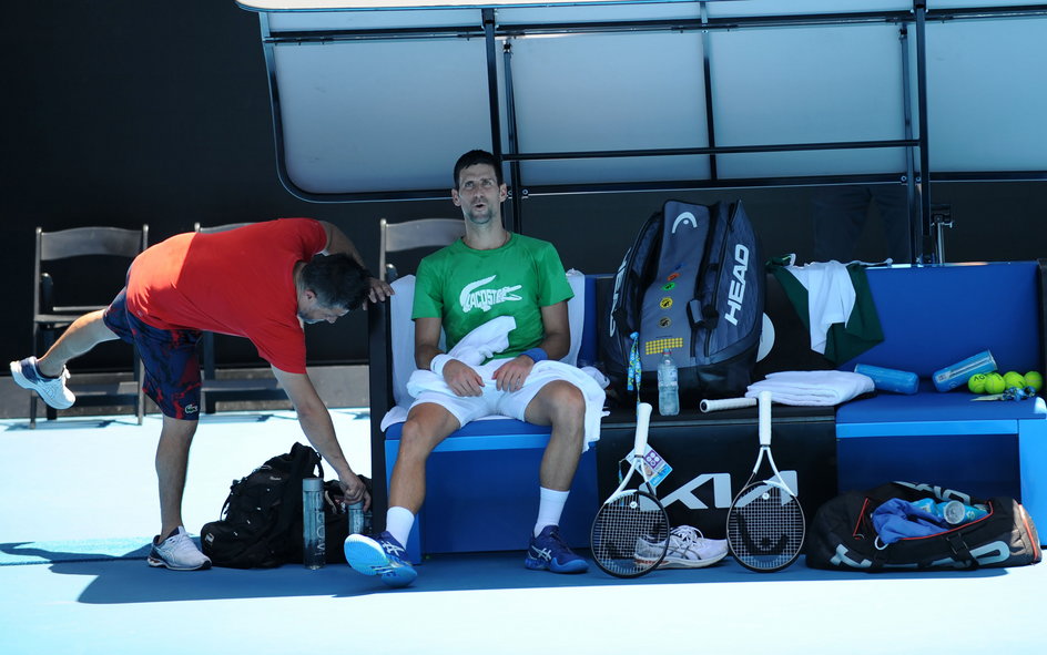 Władze Rolanda Garrosa chcą ułatwić Djokoviciovi udział w turnieju 