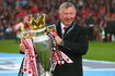 Alex Ferguson przez długie lata był trenerem Manchesteru United, z którym zdobył 13 tytułów mistrza Anglii oraz dwukrotnie wygrywał Ligę Mistrzów. Elżbieta II odznaczyła go w 1999 r.