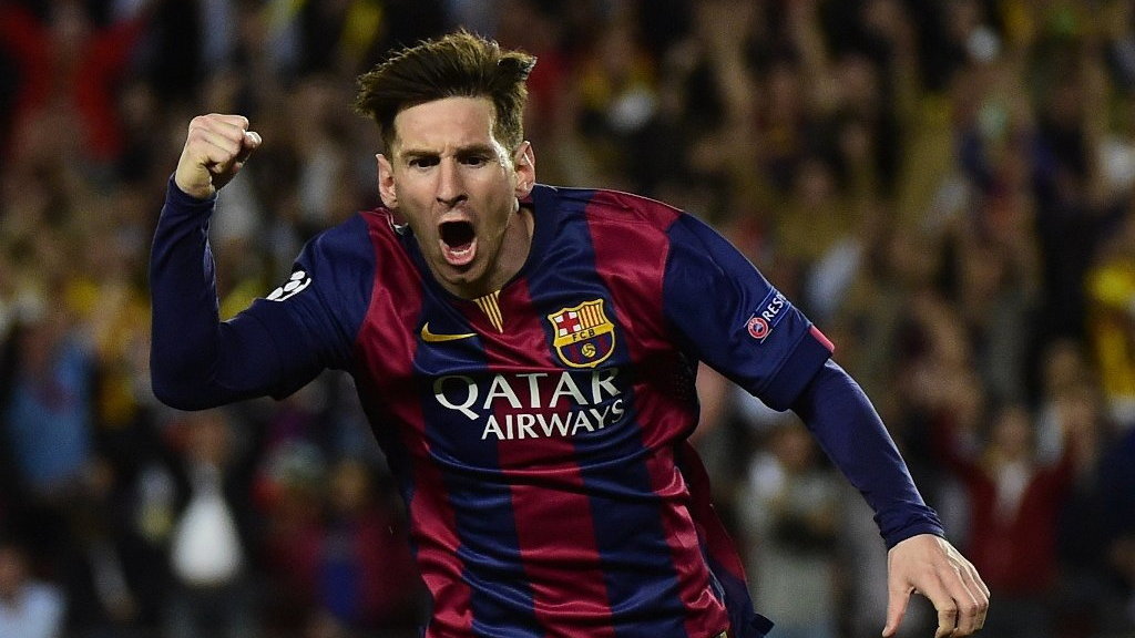 Leo Messi świętujący bramkę w pierwszym meczu Barcelony z Bayernem, fot. Pierre-Philippe Marcou / AFP Photo
