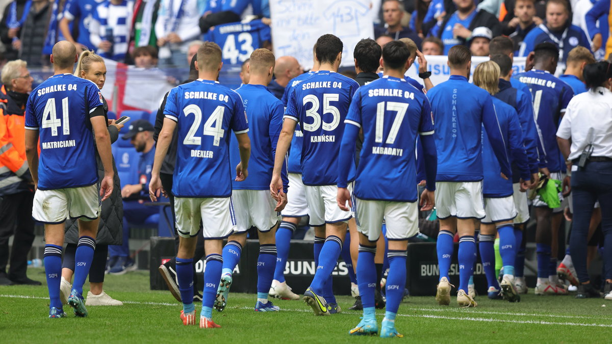 Piłkarze Schalke 04 Gelsenkirchen po przegranym meczu