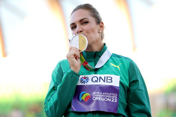 Kelsey-Lee Barber zdobyła złoty medal w rzucie oszczepem. Została tym samym pierwszą zawodniczką w historii, która obroniła tytuł mistrzyni świata w tej konkurencji!