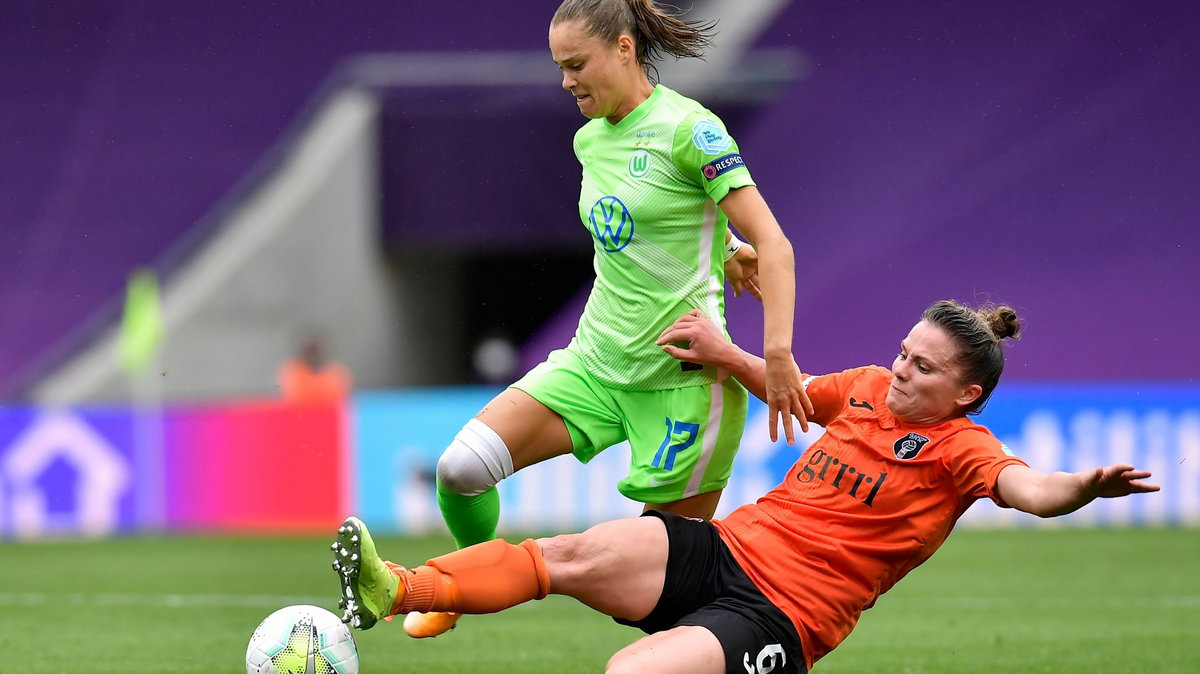 Women's Champions League - Semi Final - VfL Wolfsburg v FC Barcelona