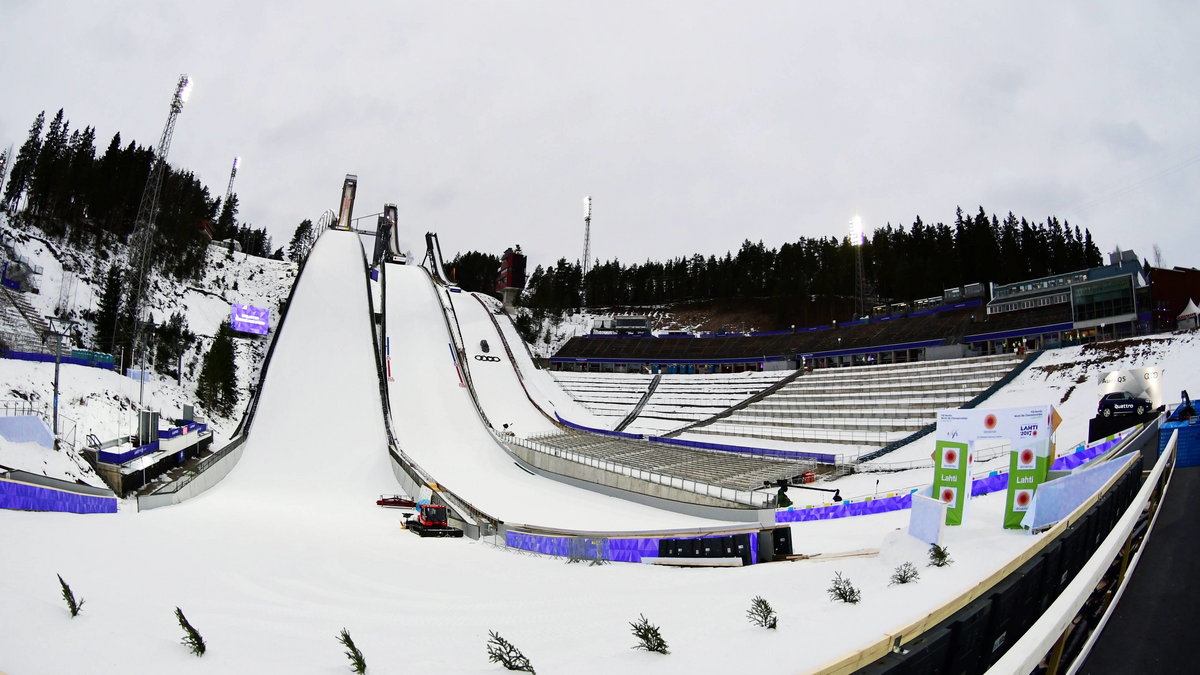 Skocznie w Lahti