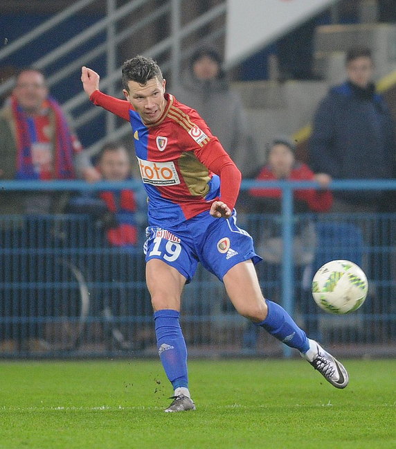 Lewy pomocnik: Mateusz Mak (Piast Gliwice)