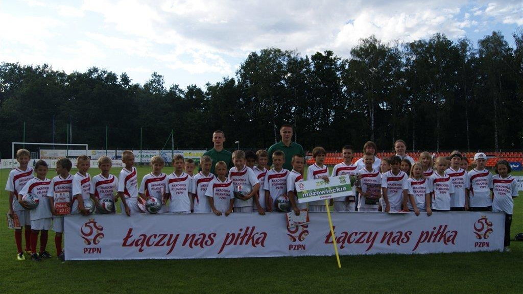 Z podwórka na stadion