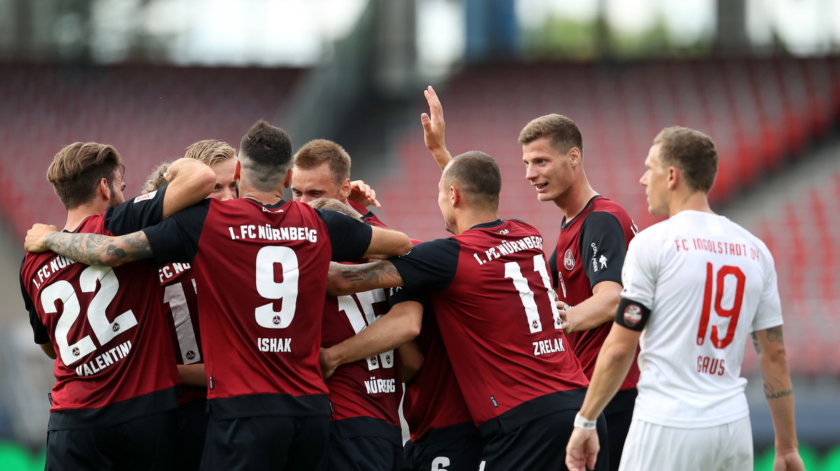 Radość piłkarzy 1.FC Nuernberg