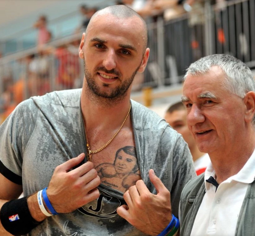 Marcin Gortat nosił niegdyś na swoim sercu tatuaż z podobizną swego ojca