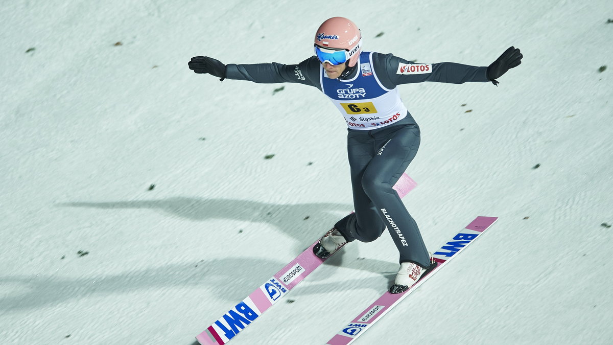 Dawid Kubacki skończył na podium cztery konkursy Pucharu Świata na mamucie. Wygrał jeden, w 2019 roku w Planicy.