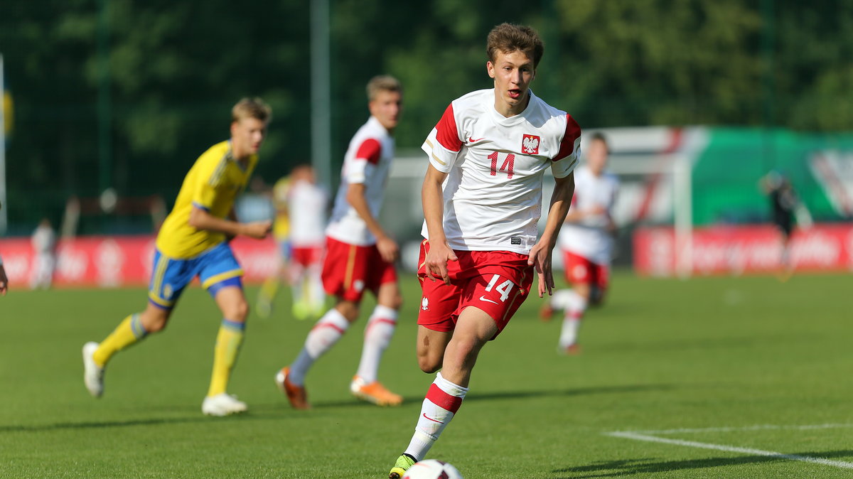 Legia Warszawa chce wypożyczyć Krystiana Bielika