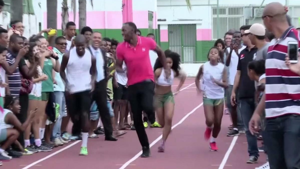 Usain Bolt w brazylijskiej faweli