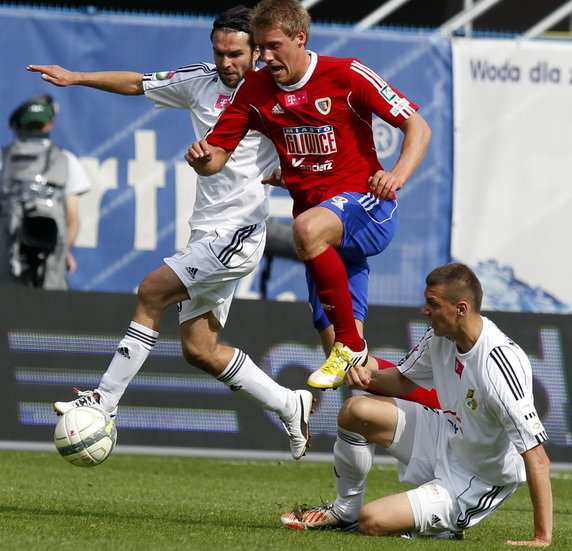 PIŁKA EKSTRAKLASA PIAST GLIWICE PGE GKS BEŁCHATÓW