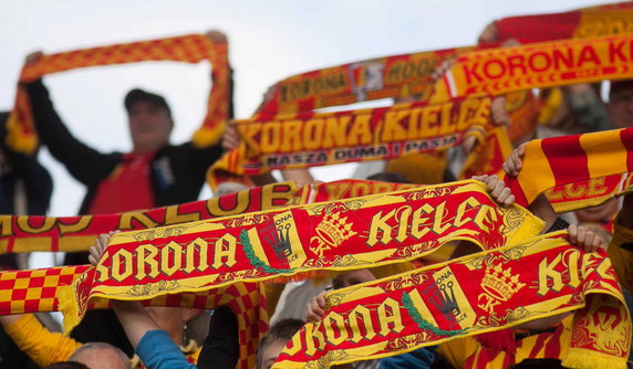 PIŁKA NOŻNA LIGA POLSKA KORONA KIELCE PIAST GLIWICE