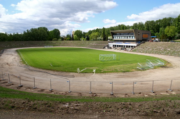 Stadion piłkarsko-żużlowy „Skałka” im. Pawła Waloszka w Świętochłowicach