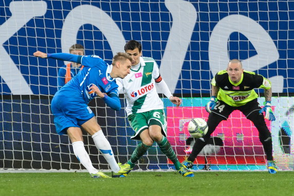 PIŁKARSKA EKLSTRAKLASA LECH POZNAŃ KONTRA LECHIA GDAŃSK ( Łukasz Teodorczyk Jarosław Bieniuk Mateusz Bšk)