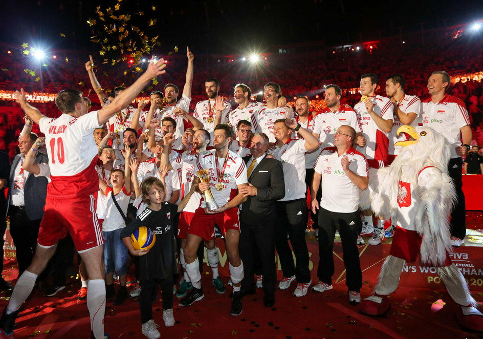 Reprezentacja Polski siatkarzy w 2014 r. po 40 latach oczekiwania sięgnęła po tytuł mistrzów świata. Jakub B. Bączek pracował wówczas z kadrą jako trener mentalny.