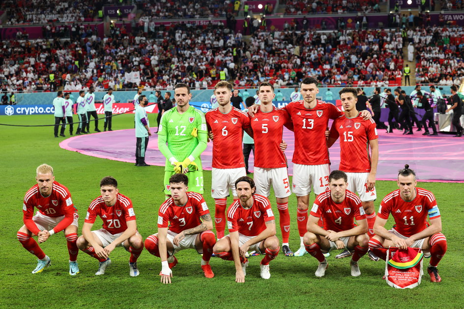Reprezentacja Walii przed meczem z Anglią na mundialu w 2022 r.