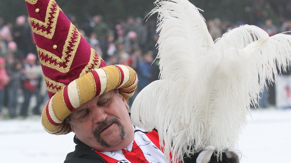 PIŁKA NOŻNA NOWOROCZNY TRENING PIŁKARZY CRACOVII