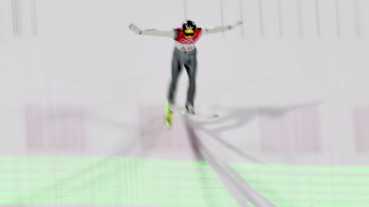 Przełożono rywalizację w narciarstwie alpejskim. Czy podobnie można było postąpić w przypadku konkursu skoków?