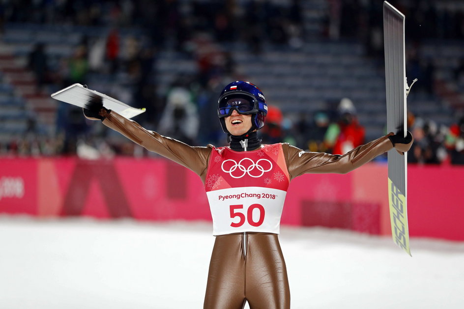 Ostatecznie jednak Stoch wyprzedził Wellingera o 3,4 punkty. Polak mistrzem olimpijskim!