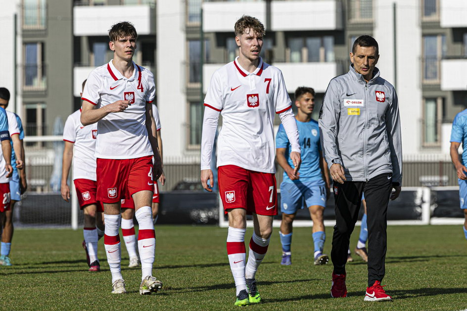 Kontrakt Bugaja ze Spal kończy się za rok, a ofert za Polaka nie brakuje