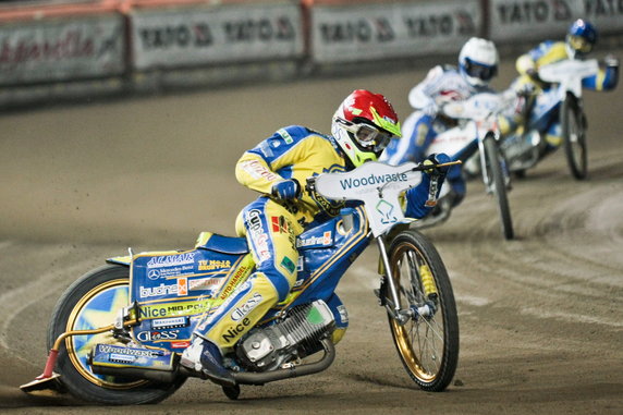 ŻUŻEL LIGA POLSKA FINAŁ STAL GORZÓW FOGO UNIA LESZNO (Krzysztof Kasprzak Linus Sundstroem Nicki Pedersen )