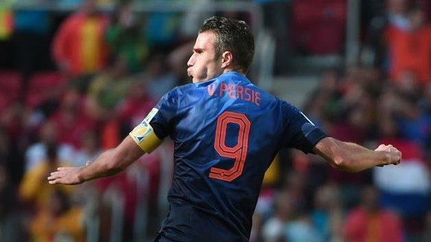 Robin van Persie celebruje zdobycie bramki