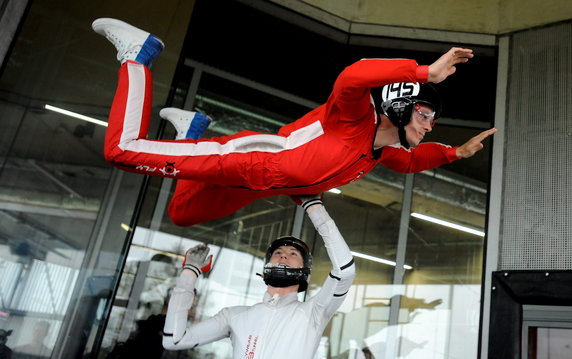 ŻUŻEL TRENING W TUNELU AERODYNAMICZNYM (Jarosław Hampel)