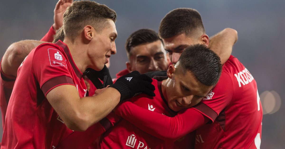 PKO BP Ekstraklasa. Raków Częstochowa - Widzew Łódź. O której dzisiaj mecz? Wynik na żywo