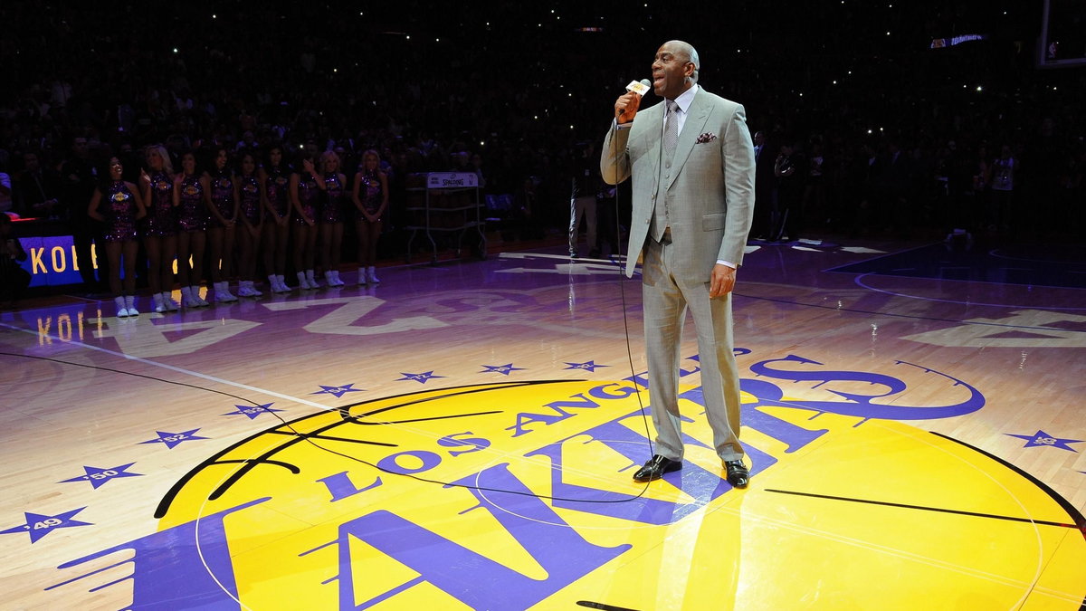 Magic Johnson wraca do Lakers