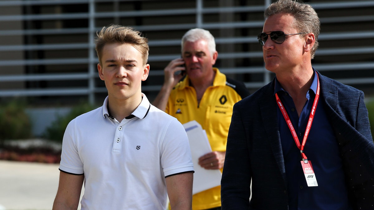 Billy Monger (po lewej)