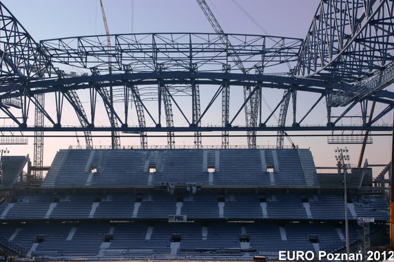 Budowa stadionu w Poznaniu na Euro 2012 (fot. Euro Poznań 2012)