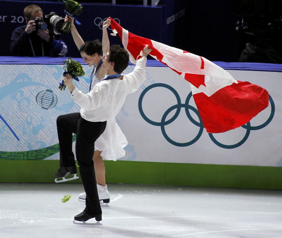 2010-02-23T054032Z_01_OLY291_RTRIDSP_3_OLYMPICS-FIGURE-SKATING.jpg