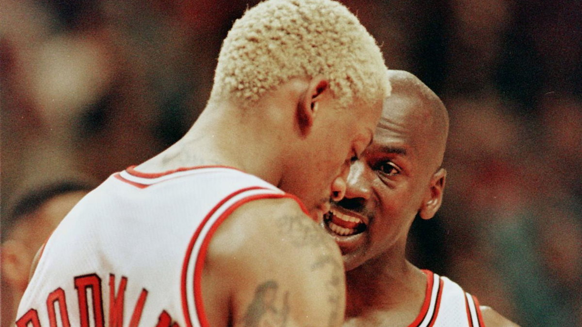 Dennis Rodmann i Michael Jordan