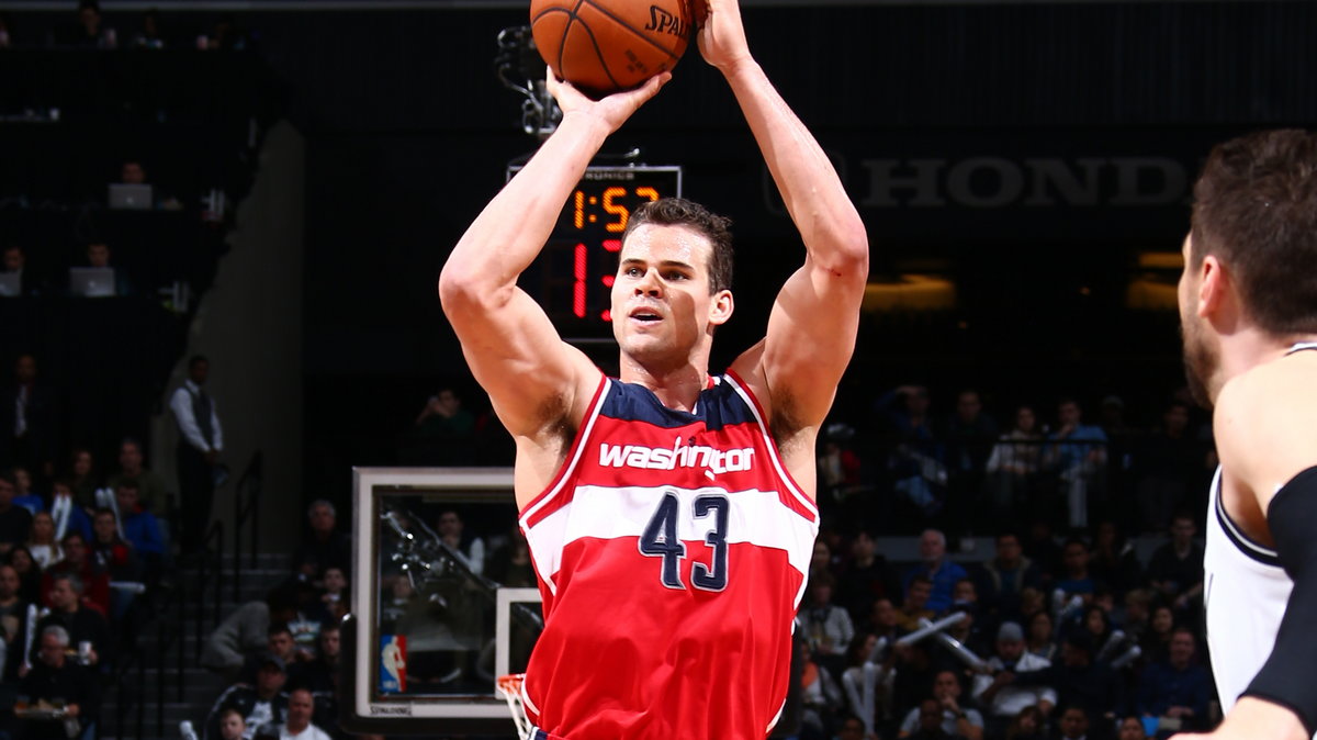 Kris Humphries