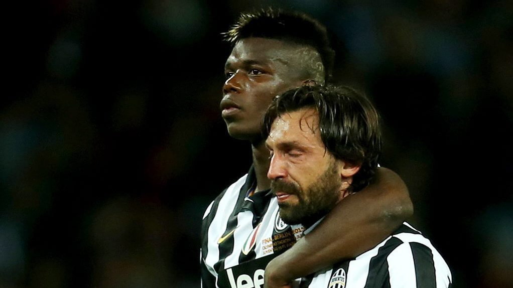 Paul Pogba (z lewej) i Andrea Pirlo