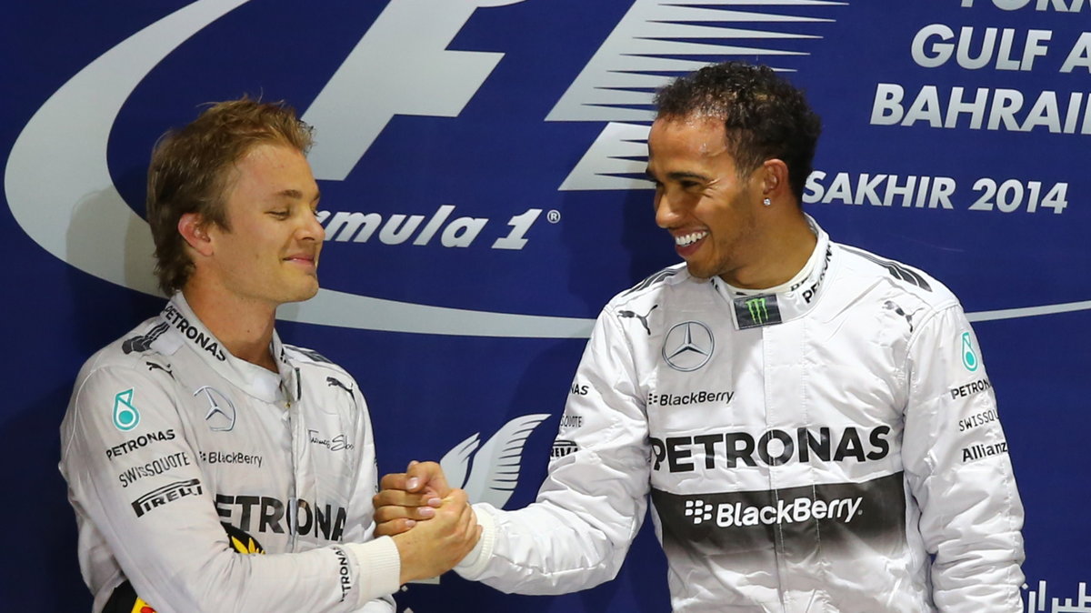 Nico Rosberg (L) i Lewis Hamilton