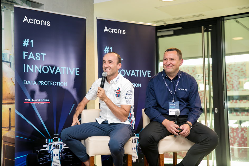 Robert Kubica podczas spotkania zorganizowanego przez firmę Acronis