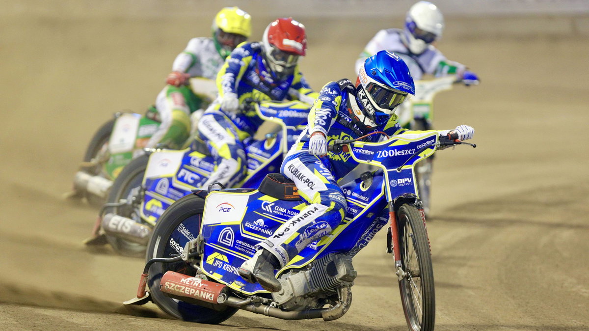 Na zdjęciu: Norbert Krakowiak (kask niebieski) i Frederik Jakobsen (kask czerwony).