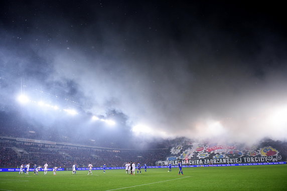 21.02.2016 GORNIK ZABRZE - RUCH CHORZOW EKSTRAKLASA PILKA NOZNA