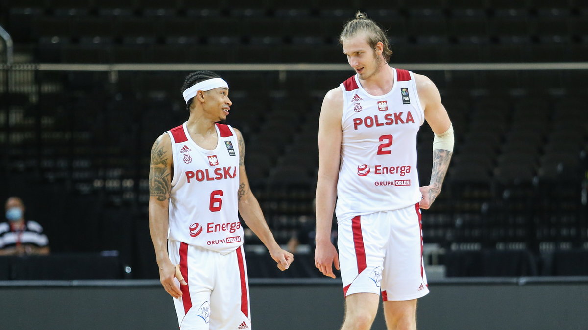 A.J. Slaughter, Aleksander Balcerowski