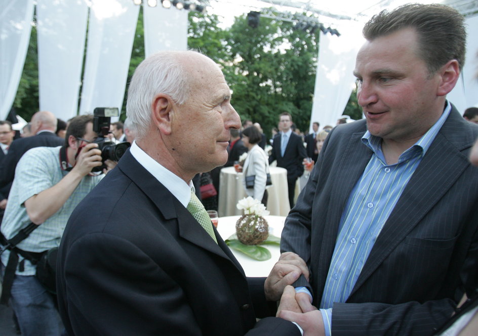 Trenerzy GKS Bełchatów, Orest Lenczyk (L) i Zagłębia Lubin, Czesław Michniewicz (P)