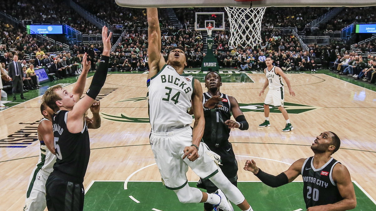 Milwaukee Bucks - Detroit Pistons